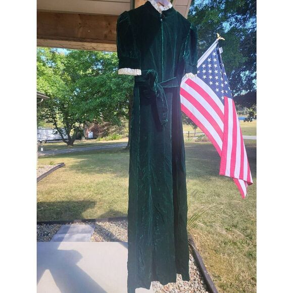 Vintage 1970s Dress Women's XS Green Emerald Velvet Long Maxi Lace Tie Waist - Picture 8 of 9